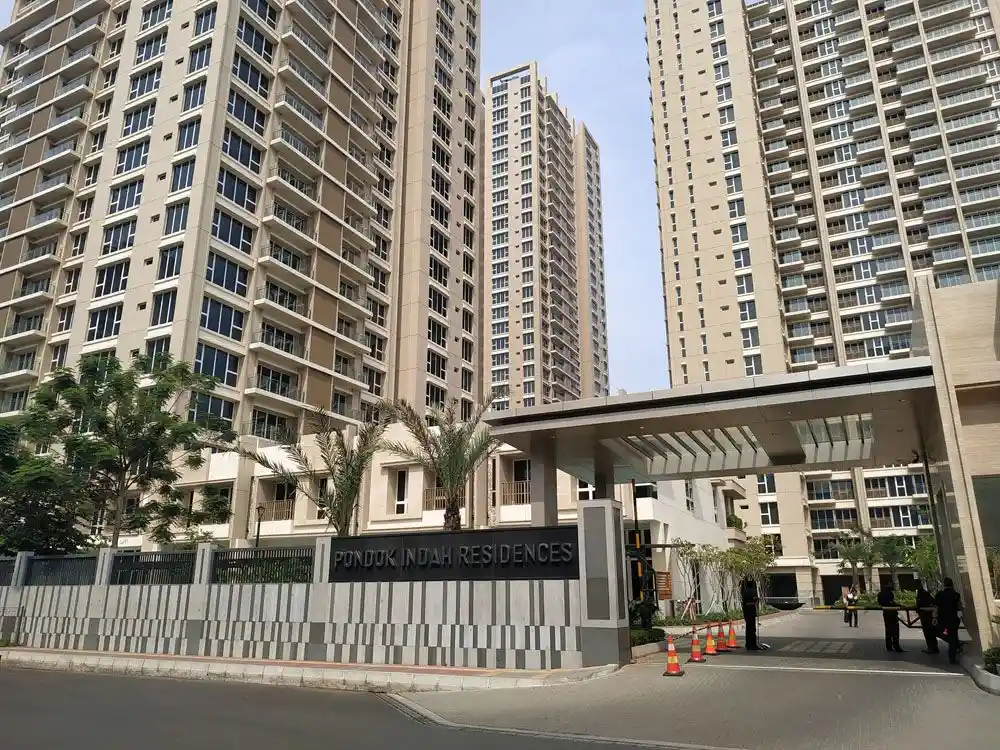 Pondok Indah Residences apartemen dengan kolam Olimpik dekat mall